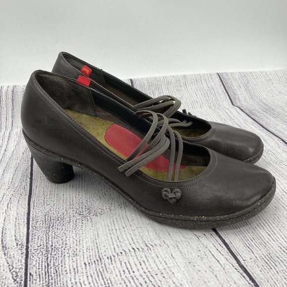 Camper Brown Gray Strappy Mary Jane Heels 10 41 Comfort 50s Style